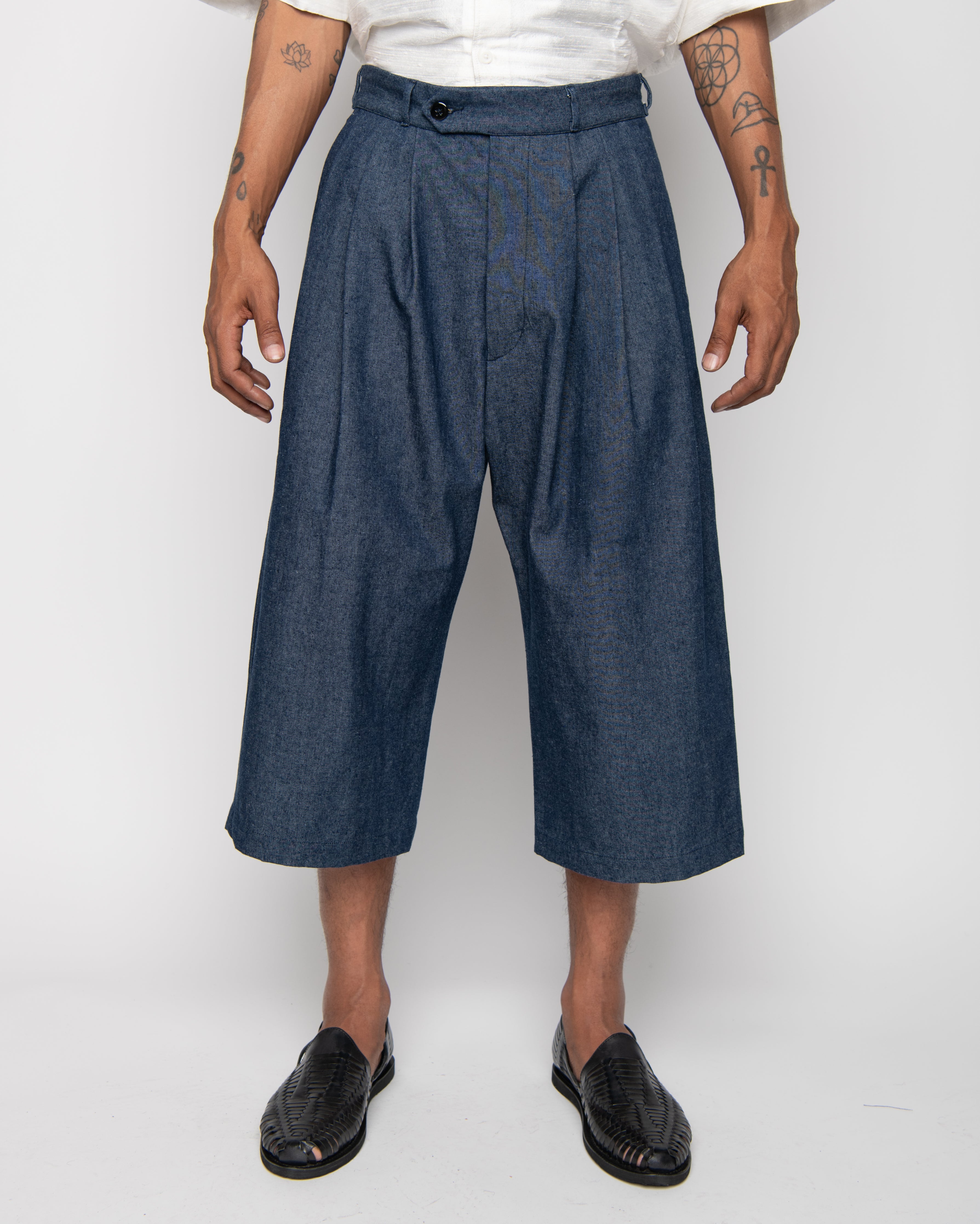 Triple Tuck Wide Half Pants